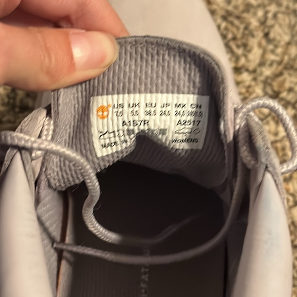 Timberland Women’s 7.5 Nellie Chukka Light Purple Waterproof Ankle Boot - Picture 7 of 9